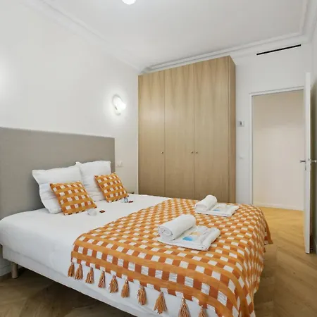 268 - Superb In Apartamento *