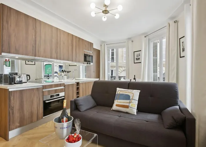 268 - Superb In * Paris